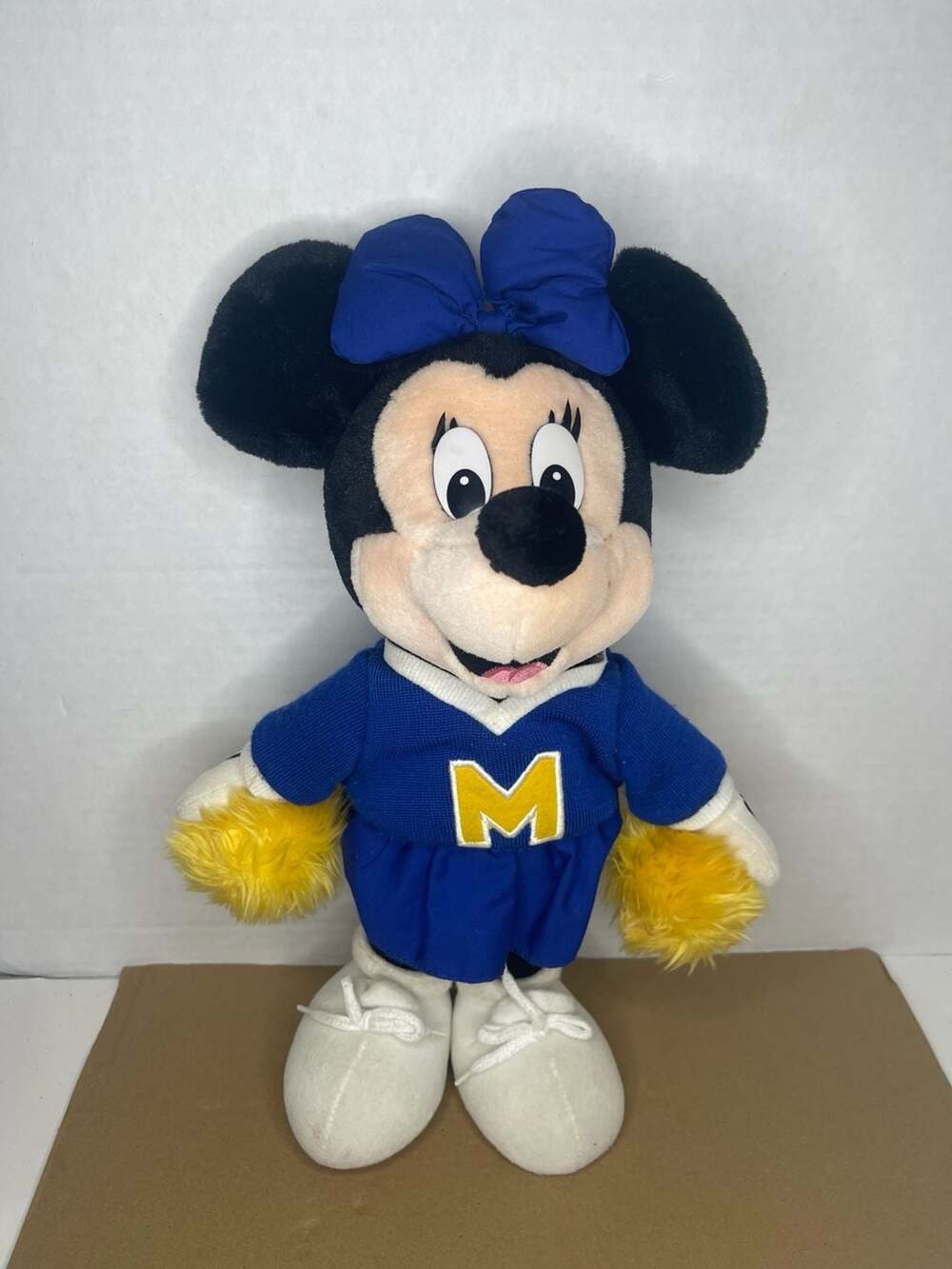 Walt Disney World Minnie Mouse Cheerleader Plush Doll with Pompoms